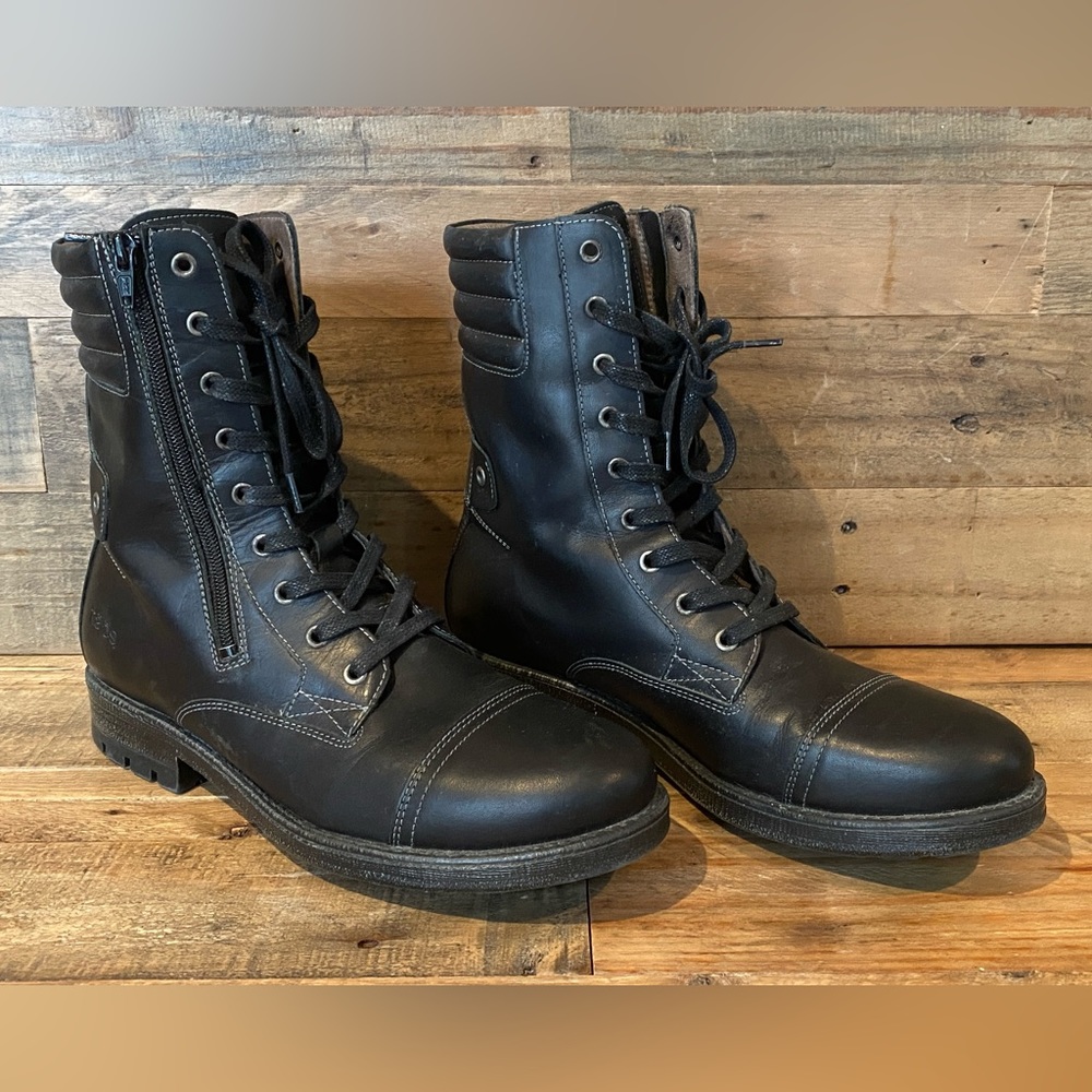 Taos Renegade womens sz10/ 10.5 Black combat boots worn 2x